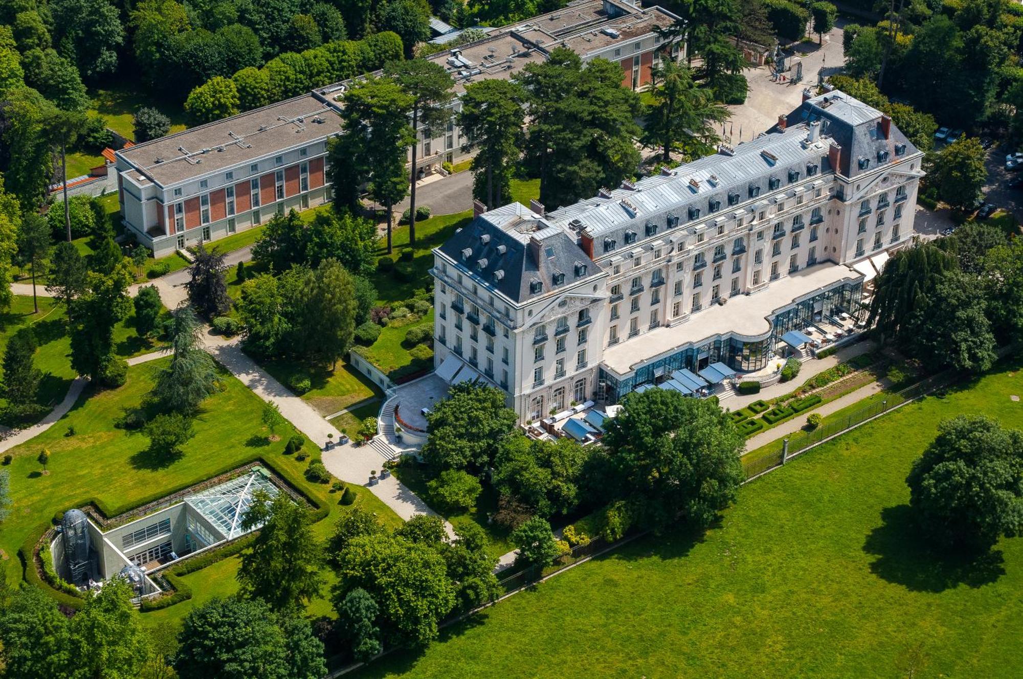 Palace 5 Star Superior King Mansard Room